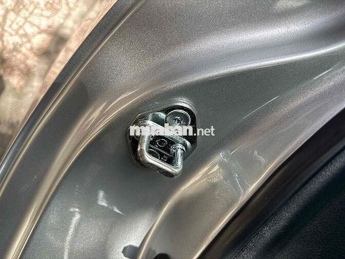 Toyota Camry 2016 2.5Q - 120000 km