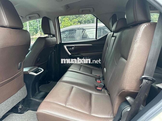 Toyota Fortuner 2018 2.7V 4x2 - 7c tự động Xăng