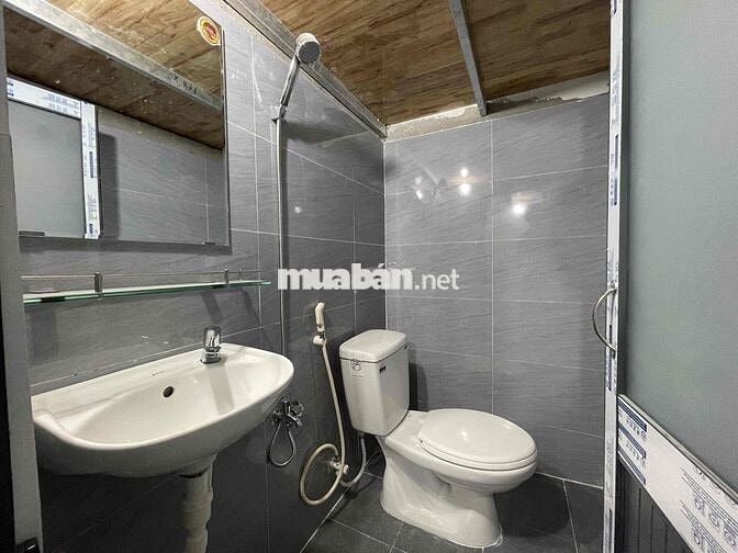 Phòng Trọ Giá Rẻ Mới Xây - Ngay Nguyễn Kiệm Cách Đại Học Gia Định 300m