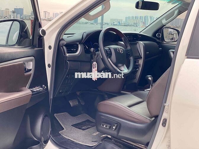 Toyota Fortuner 2018 2.7V 4x2 AT - 55000 km