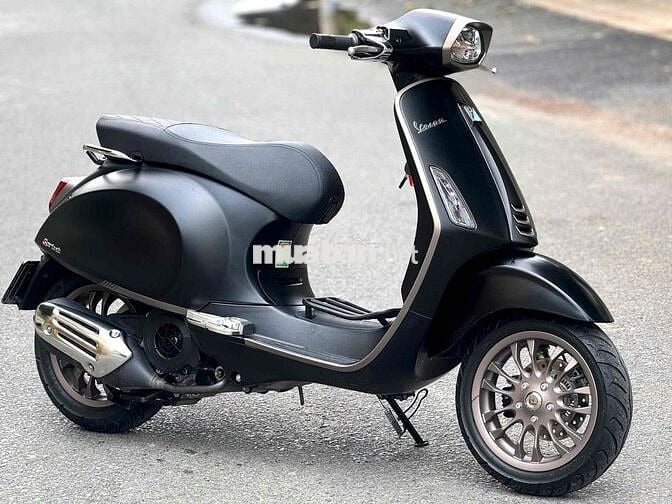 Vespa TFT 150 2023 bstp 9chủ lướ4000km có góp ạ