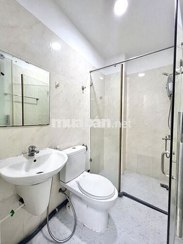 PHÒNG MỚI XÂY  CAO CẤP FULL TIỆN NGHI HUỲNH TẤN PHÁT QUẬN 7