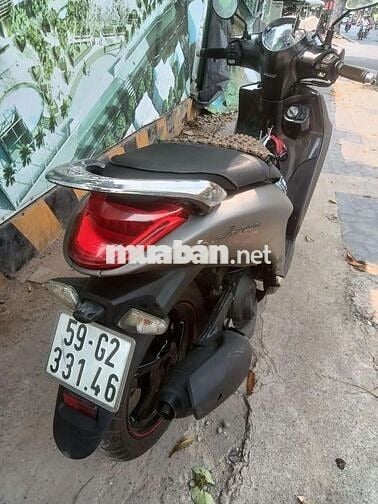 Kẹt tiền về quê .. bán lại ae ai cần ib