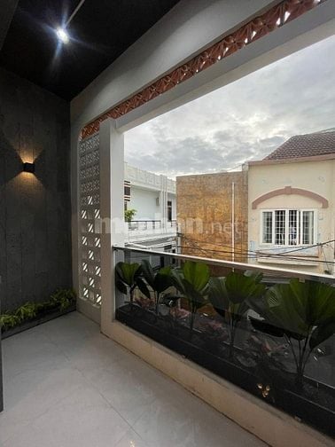 NHÀ MỚI KIỆT Ô TÔ THÁI THỊ BÔI