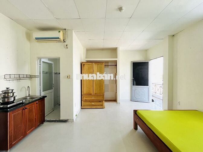 PHÒNG FULL TIỆN NGHI CỬA SỔ NGAY NGÃ 4 HÀNG XANH, 5' ĐI ĐH HUTECH BT