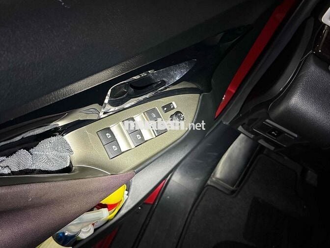 Toyota Innova 2020 Venturer 2.0 AT - 35000 km