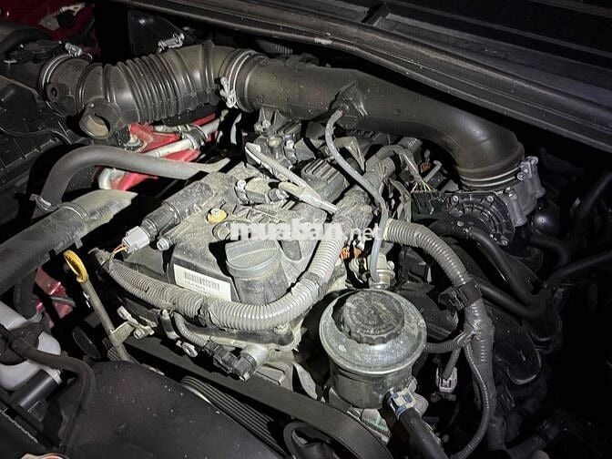 Toyota Innova 2020 Venturer 2.0 AT - 35000 km