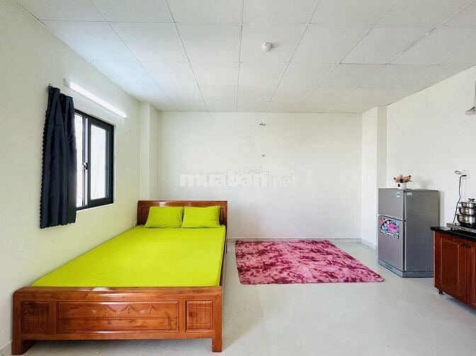 PHÒNG FULL TIỆN NGHI CỬA SỔ NGAY NGÃ 4 HÀNG XANH, 5' ĐI ĐH HUTECH BT