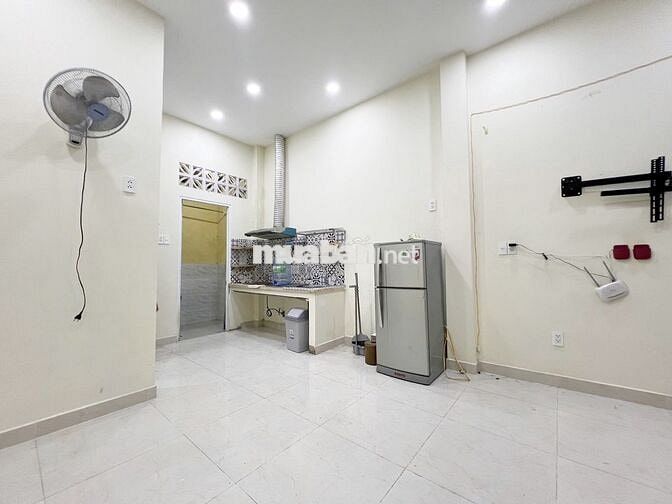 CHO THUÊ NHÀ NGUYÊN CĂN MỚI ĐẸP, 2 TOILET Q8