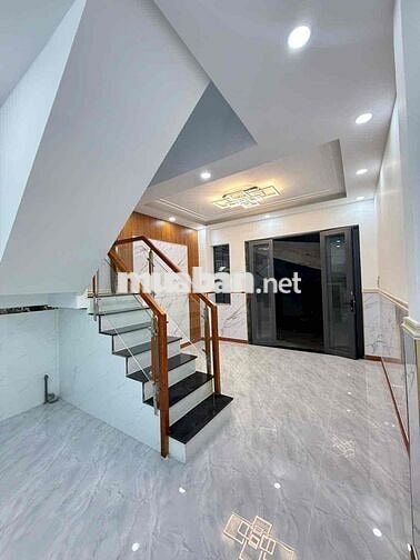 nhà mới đẹp 1 lầu 2pn 2wc đ49 SNQ khu dân cư