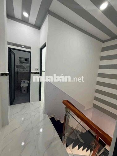 nhà mới đẹp 1 lầu 2pn 2wc đ49 SNQ khu dân cư