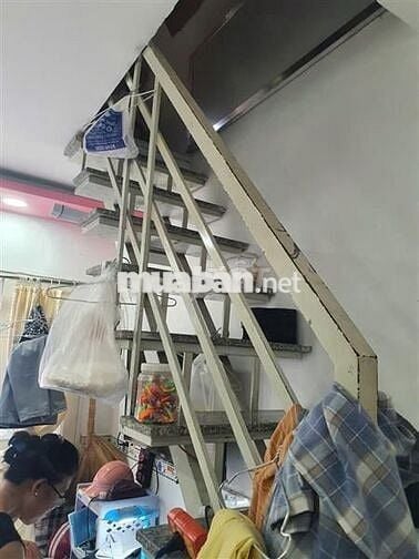 Bán Nhà Trần Tấn 15m2 xây 2 Tầng hẻm ô Tô giá 2,2 Tỷ