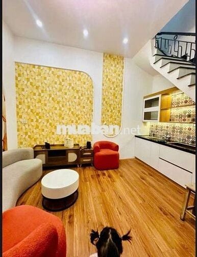 NHÀ TRUNG TÂM HAI BÀ TRƯNG 4 TẦNG 3 NGỦ 3 VỆ SINH