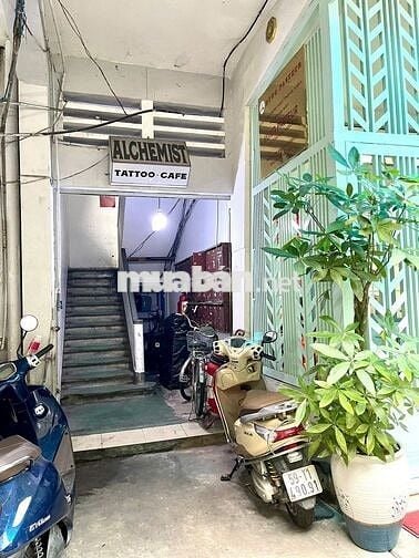 Phòng Q1 gần nhà thờ Đức Bà – tầng 3, 50m2 chỉ 7tr/tháng 🌸