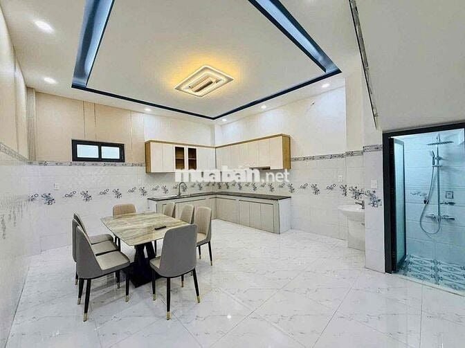 Nhà Mới Xây 100% DT 5x18 1Trệt 2Lầu 4Pn 3Wc Full Nội Thất Mới Hẻm Ôtô