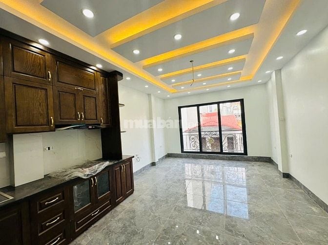 Bán nhà phố Hoàng Quốc Việt Cầu Giấy Hà Nội, ngõ phân lô ô tô tránh 