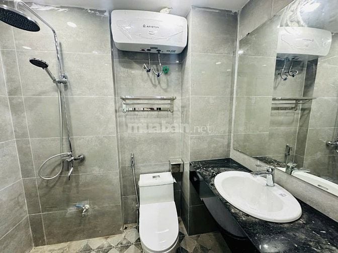 Bán nhà phố Hoàng Quốc Việt Cầu Giấy Hà Nội, ngõ phân lô ô tô tránh 