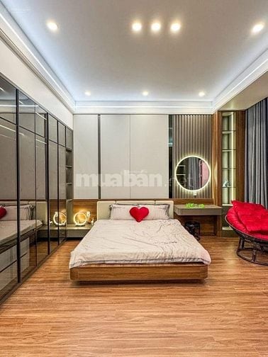 NHÀ PHỐ GIÁ HẺM NHƯNG Ô TÔ VÀO TẬN NƠI – TẶNG NỘI THẤT – TP. THỦ DẦU M