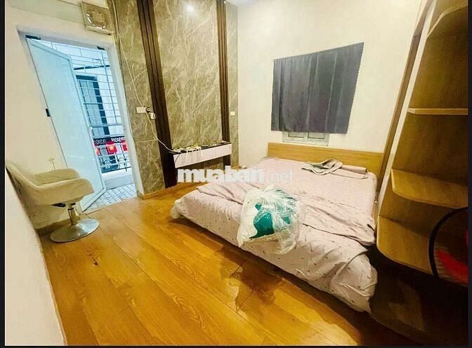 NHÀ TRUNG TÂM HAI BÀ TRƯNG 4 TẦNG 3 NGỦ 3 VỆ SINH