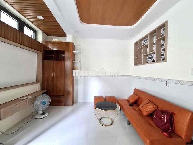 Bán nhà Gò Dầu Tân Quý q.Tân Phú xe hơi sát Tân Sơn Nhì giá chỉ 6,3tỷ