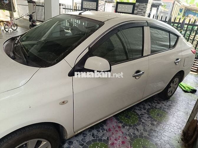 Nissan Sunny 2018 XL - 250000 km