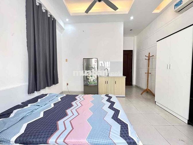 🔥PHÒNG STUDIO BAN CÔNG FULL NỘI THẤT_KHU SÂN BAY_GẦN CV HOÀNG VĂN THỤ