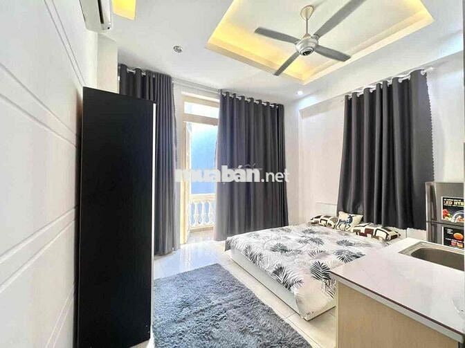 🔥PHÒNG STUDIO BAN CÔNG FULL NỘI THẤT_KHU SÂN BAY_GẦN CV HOÀNG VĂN THỤ