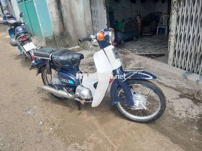 Cần bán chiếc cúp như hình giấy tờ đầy đủ