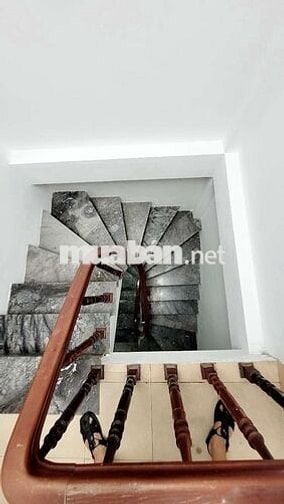 Bán Nhà Chính Chủ, 4 Tầng, Sổ Đỏ Cầm Tay, 5 Phút Tới Time City