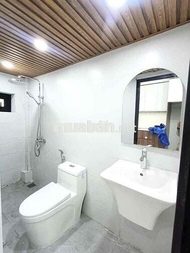 Tập thể tầng 2 Tân mai 38/90, FULL nội thất, PK,Bếp,3N,2VS Ô tô đỗ dướ