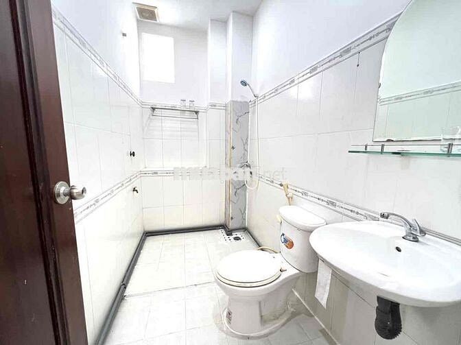 🔥PHÒNG STUDIO BAN CÔNG FULL NỘI THẤT_KHU SÂN BAY_GẦN CV HOÀNG VĂN THỤ