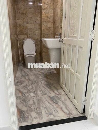 🎁CỰC HOT🔥 Cho thuê nhà 4x18m ngay Hoàng Diệu P6 Q4 phù hợp kinh doanh