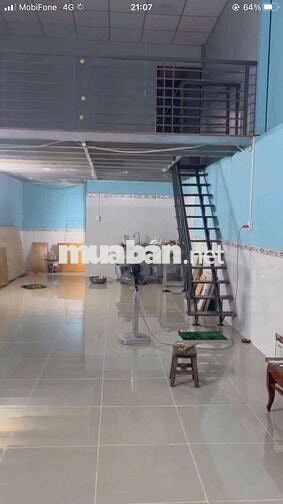 Cho thủe nhà phù hợp vừa ở vừa làm kho kdc lê phong tân bình