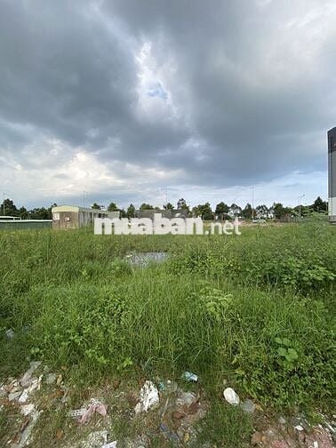 Đất ngay trung thương mại Aeon Mall