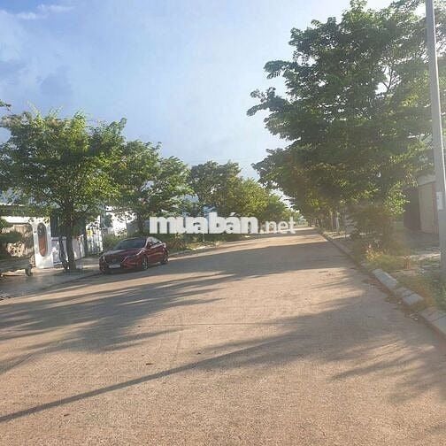 Lô đất Khu A đẹp nhất khu Golden Hill,đối diện Công Viên.