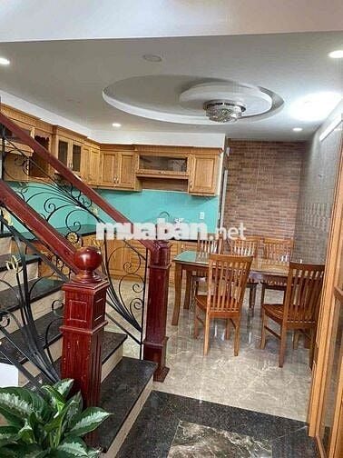 CHO THUÊ NHÀ MỚI XE HƠI TRONG NHÀ