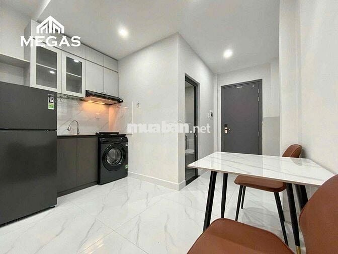 Căn hộ 1PN ban công full nội thất cao cấp ngay trung tâm Quận 7