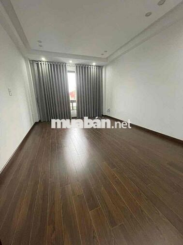 Nhà Ngọc Khánh,35m2x5t, sát Vinhomes Giảng Võ, Giá trị tăng tương lai