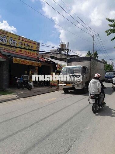 Bán nhà Mặt tiền Đ.Nguyễn Thị Tiểu kinh doanh buôn bán sầm uất