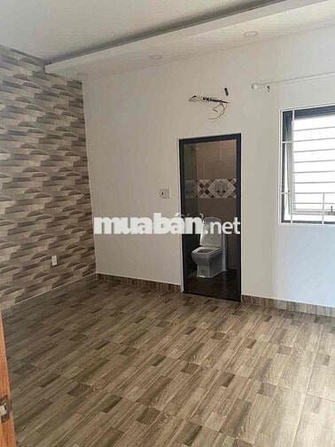 CHO THUÊ NHÀ MỚI XE HƠI TRONG NHÀ