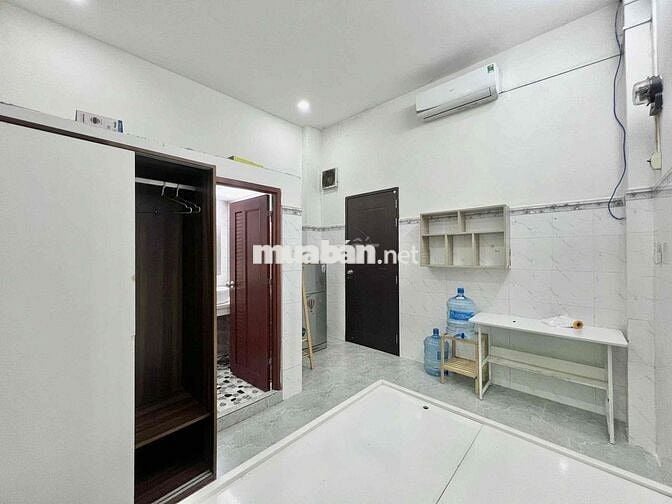 CHO THUÊ CĂN HỘ FULL NỘI THẤT NGAY VANHANH MALL - WC VÀ BẾP RIÊNG