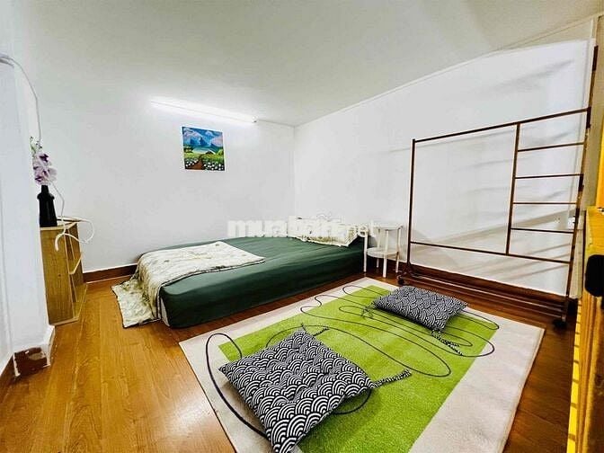 Nhà Nguyên Căn Hẻm 214 Nguyễn Trãi Q1