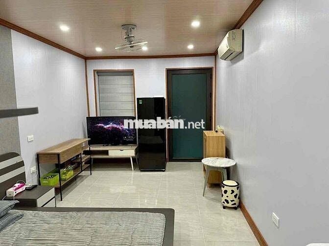 Ô tô đỗ cửa TT phố Trương Định nhà đẹp 2 thoáng ở ngay 30m T1 giá 2.85