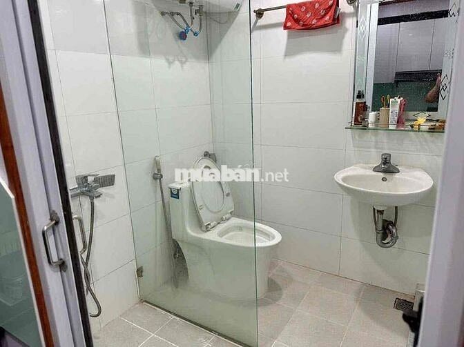 Ô tô đỗ cửa TT phố Trương Định nhà đẹp 2 thoáng ở ngay 30m T1 giá 2.85