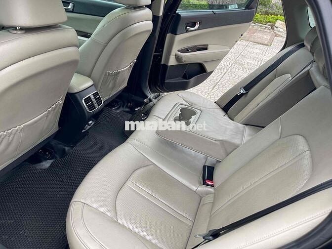 Kia Optima 2017 - 110000 km