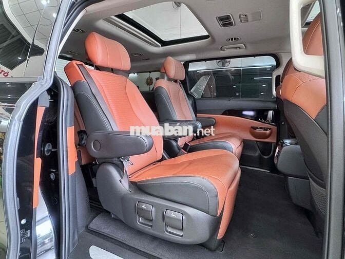 Kia Carnival Signature 2.2D Cuối 2023 Siêu Lướt