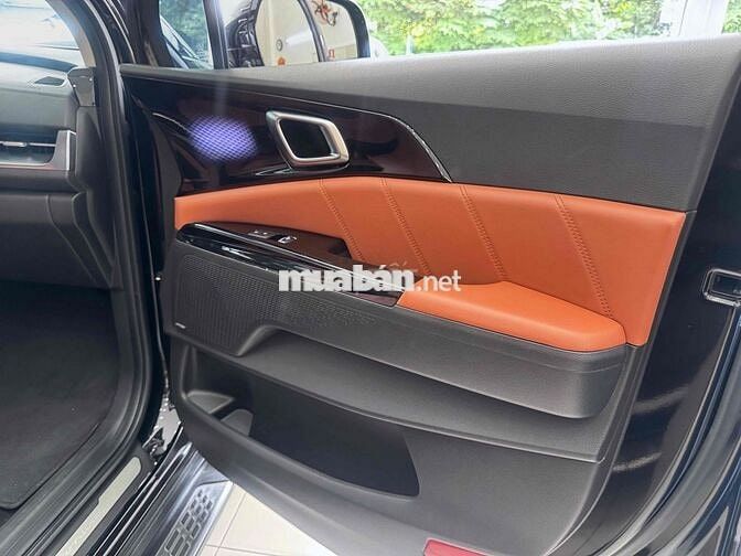 Kia Carnival Signature 2.2D Cuối 2023 Siêu Lướt