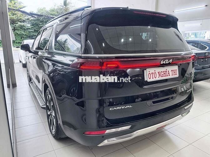 Kia Carnival Signature 2.2D Cuối 2023 Siêu Lướt