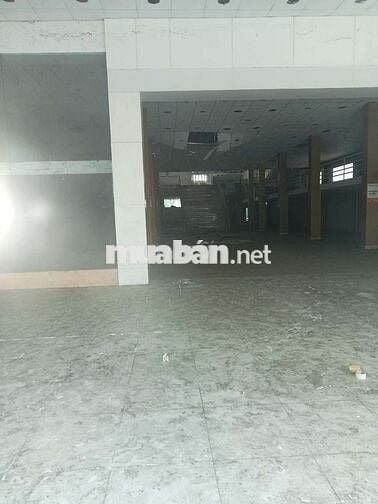 CHO THUÊ MẶT BĂNG MT TRƯỜNG CHINH P15 TÂN BÌNH TRỆT 1 LẦU DTSD 1120M