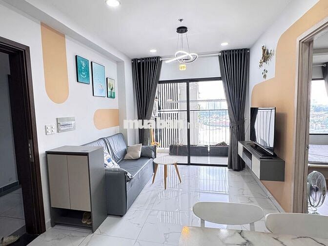 Cho thuê căn 1 phòng ngủ full nội thất cao cấp Charm City, vào ở ngay